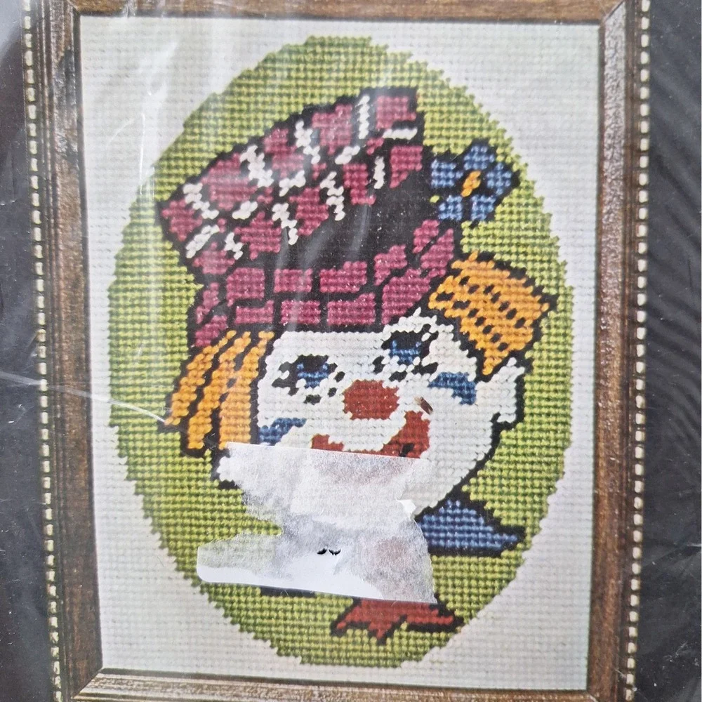 Vintage Sultana Painted Needlepoint Embroidery Kit 